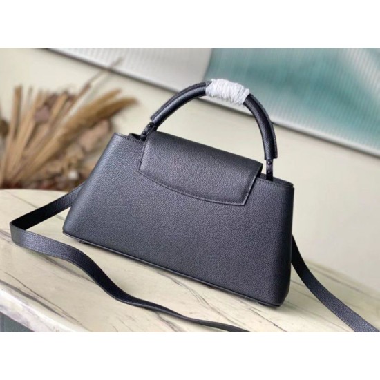 Borse Imitazioni Louis Vuitton Capucines East-West MM M23947 Nera Replica qualità specchio Replica Perfette Borse Imitazioni Louis Vuitton Capucines East-West MM M23947 Nera imitazioni