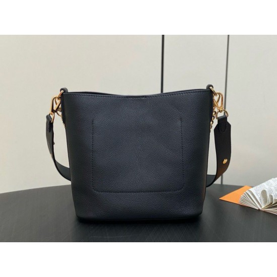 Replica Perfette Borsa Louis Vuitton con lucchetto e passeggio M24006 Granulata nera imitazioni