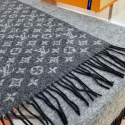 Dettagli perfetti Sciarpe Louis Vuitton con monogram sfumato Louis Vuitton M71607 nere Replica qualità specchio Replica Perfette Dettagli perfetti Sciarpe Louis Vuitton con monogram sfumato Louis Vuitton M71607 nere imitazioni