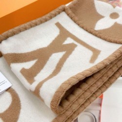 Sciarpa Louis Vuitton Sweet Dreams Louis Vuitton M77856 Beige Replica qualità specchio Replica Perfette Sciarpa Louis Vuitton Sweet Dreams Louis Vuitton M77856 Beige imitazioni