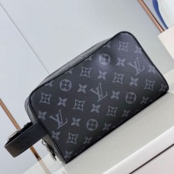 Borsa da uomo Louis Vuitton Locker Dopp Kit M83113 Monogram Eclipse Replica qualità specchio Replica Perfette Borsa da uomo Louis Vuitton Locker Dopp Kit M83113 Monogram Eclipse imitazioni