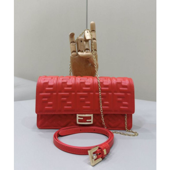 Portafoglio baguette Fendi su catena Borse Replica Fendi Rossa