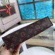 Toiletry Pouch 26 M47542