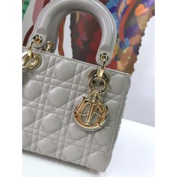 Replica 1:1 Christian Dior Piccola My ABCDior Tote Borse M0538 Claret Outlet Christian Dior Piccola My ABCDior Tote Borse M0538 Claret imitazioni perfette