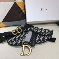 Cintura Christian Dior Saddle Camouflage Pouch Nero Dupe Perfetta Cloni Firmate Cintura Christian Dior Saddle Camouflage Pouch Nero imitazioni