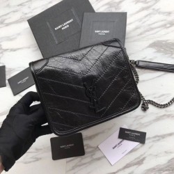 Cloni Firmate Portafoglio a catena YSL Saint Laurent Niki in pelle nera increspata vintage imitazioni