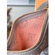 Borse Replica Alta Qualità LV Blossom PM in Mahina M23758