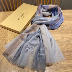 Replica Alta gamma replica Sciarpa Burberry classica in cashmere con motivo tartan e ricamo cavallo 100 x 200 Griffate