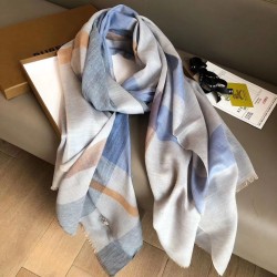 Replica Sciarpa Burberry classica in cashmere con motivo tartan e ricamo cavallo 100 x 200 Griffate