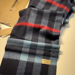 Replica Burberry scialle classico in cashmere con motivo check medio 40 x 180 Griffate