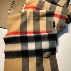 Replica Qualità superiore replica Burberry scialle classico in cashmere con motivo check medio 40 x 180 Griffate