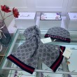 Alta gamma replica Classic Cashmere Jacquard Sciarpa e Cappello Grigio