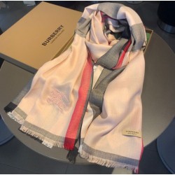 Dettagli perfetti Scialle Burberry in cashmere con motivo a rombi classico check 70 x 200
