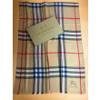 falso Scialle in cashmere lurex bling Burberry 90 x 200 falso Scialle in cashmere lurex bling Burberry 90 x 200