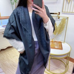 Dupe Wool GG jacquard sciarpa quadrata double-face Verde scuro imitazioni perfette Replica Wool GG jacquard sciarpa quadrata double-face Verde scuro Griffate