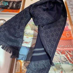 Replica Sciarpa classica da uomo in cashmere double face Blu scuro Griffate