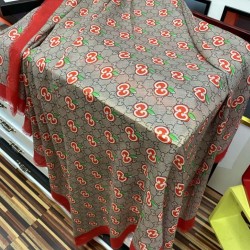 Replica Qualità superiore replica Sciarpa Double G in cashmere con motivo mela intrecciata Griffate