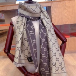 Replica Alta gamma replica Scialle in lurex intarsiato con elementi classici in edizione limitata Marrone Griffate