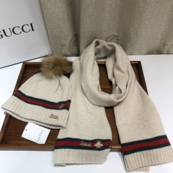 Replica Alta gamma replica Classic Cashmere Jacquard Sciarpa e Cappello Beige Griffate