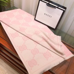 Dupe Qualità superiore replica Sciarpa in lana bicolore double face 50 x 200 Rosa imitazioni perfette Replica Qualità superiore replica Sciarpa in lana bicolore double face 50 x 200 Rosa Griffate