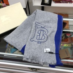Pari all'originale replica Scialle Burberry BT Cashmere 50 x 185