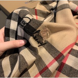Pari all'originale replica Scialle Burberry in cashmere classico check 70 x 220