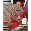 Qualità superiore replica Sciarpa Double G in cashmere con motivo mela intrecciata
